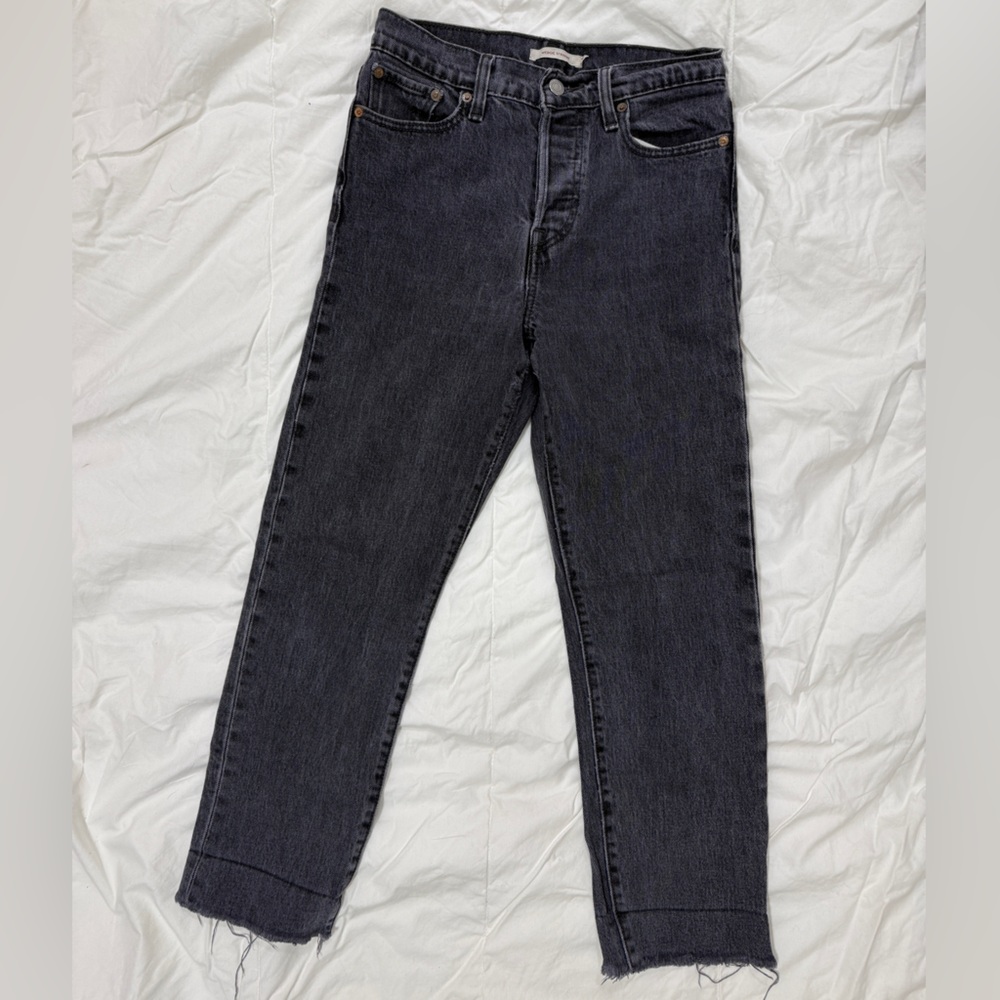 Levi wedgie straight 26